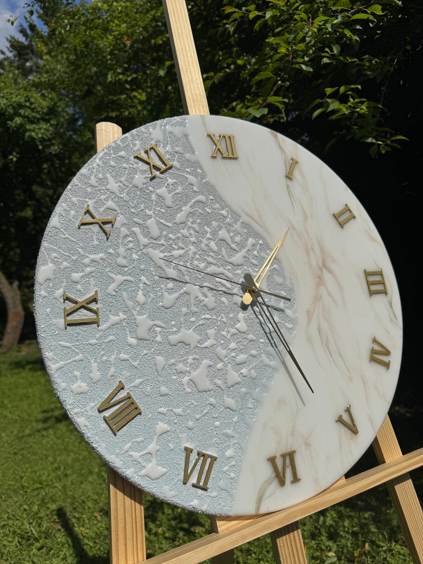 Handcrafted epoxy wall clock by MBpoxy