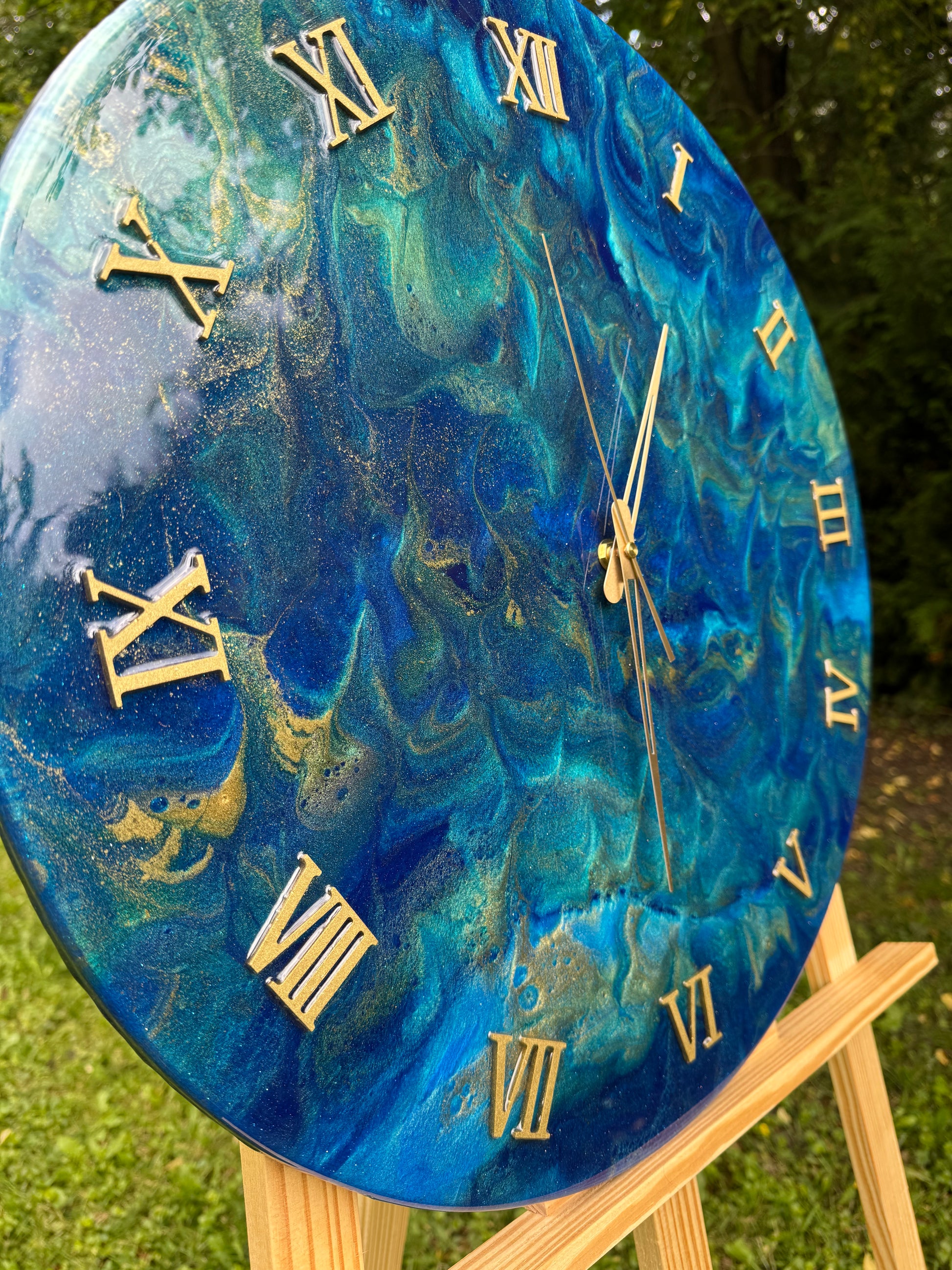 Handcrafted epoxy wall clock by MBpoxy