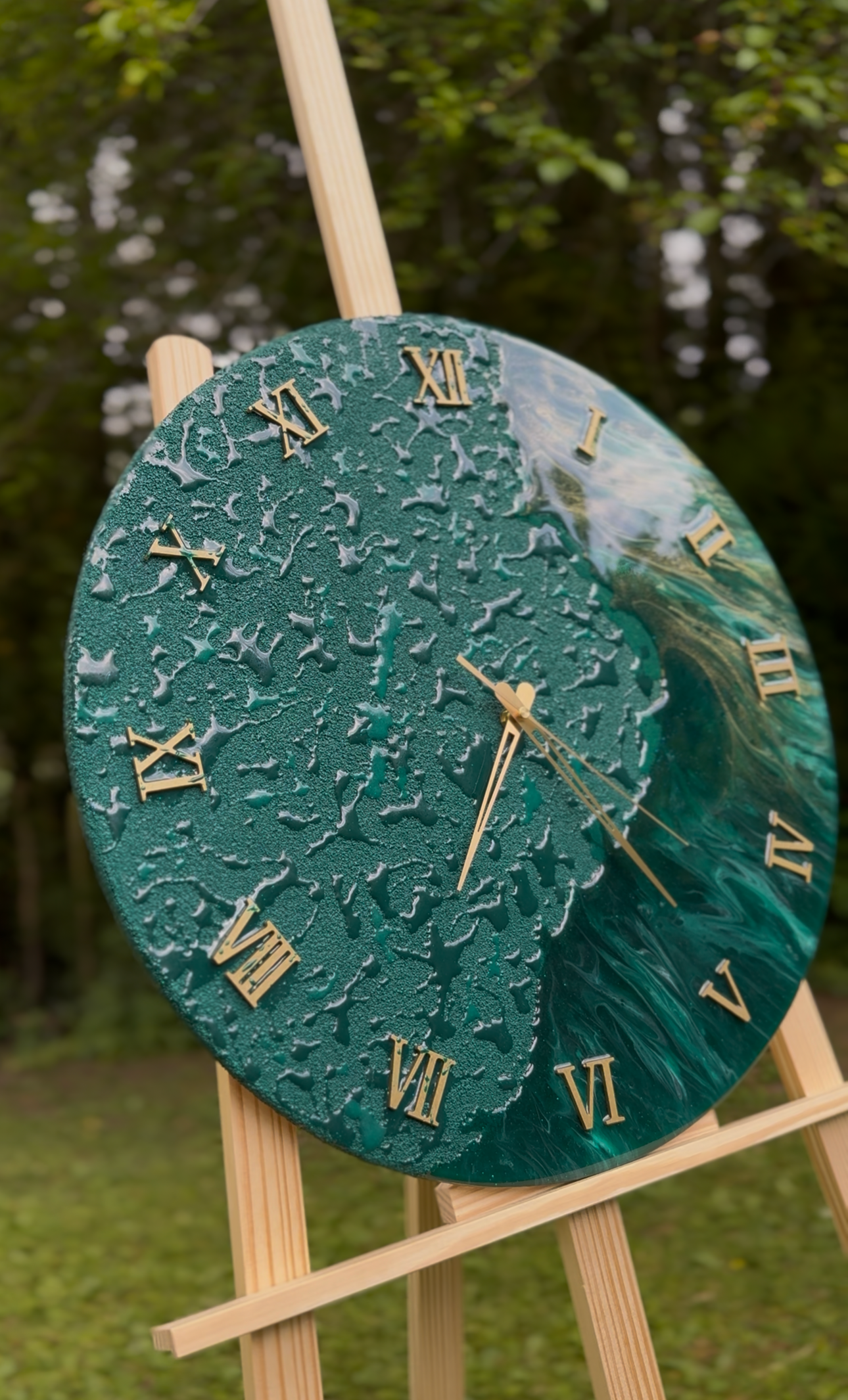 Handcrafted epoxy wall clock by MBpoxy