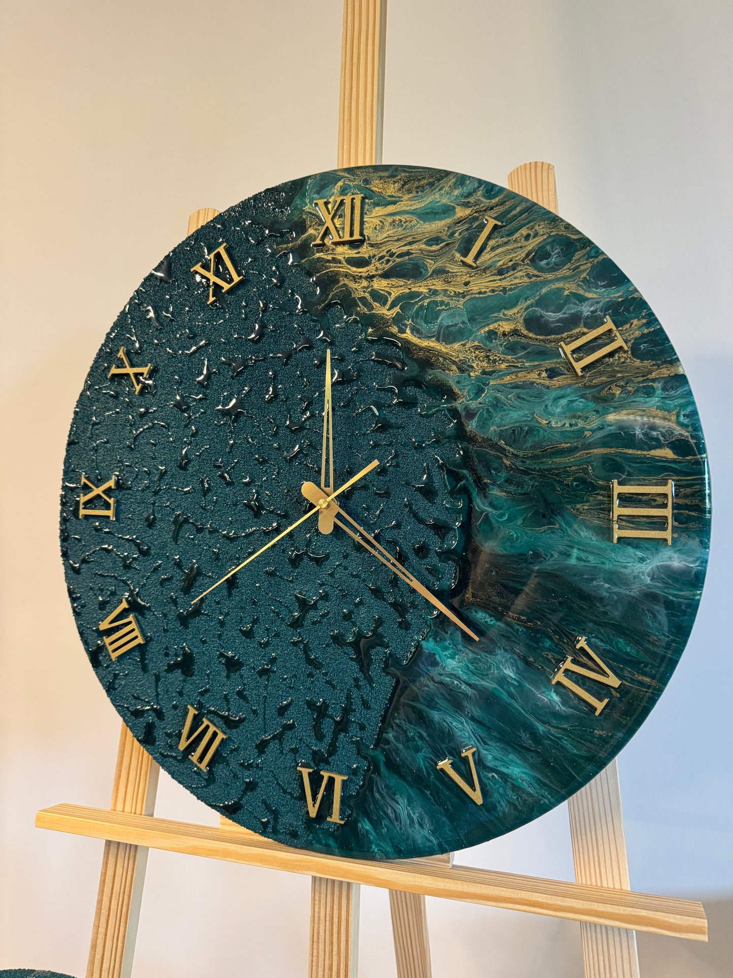 Handcrafted epoxy wall clock by MBpoxy