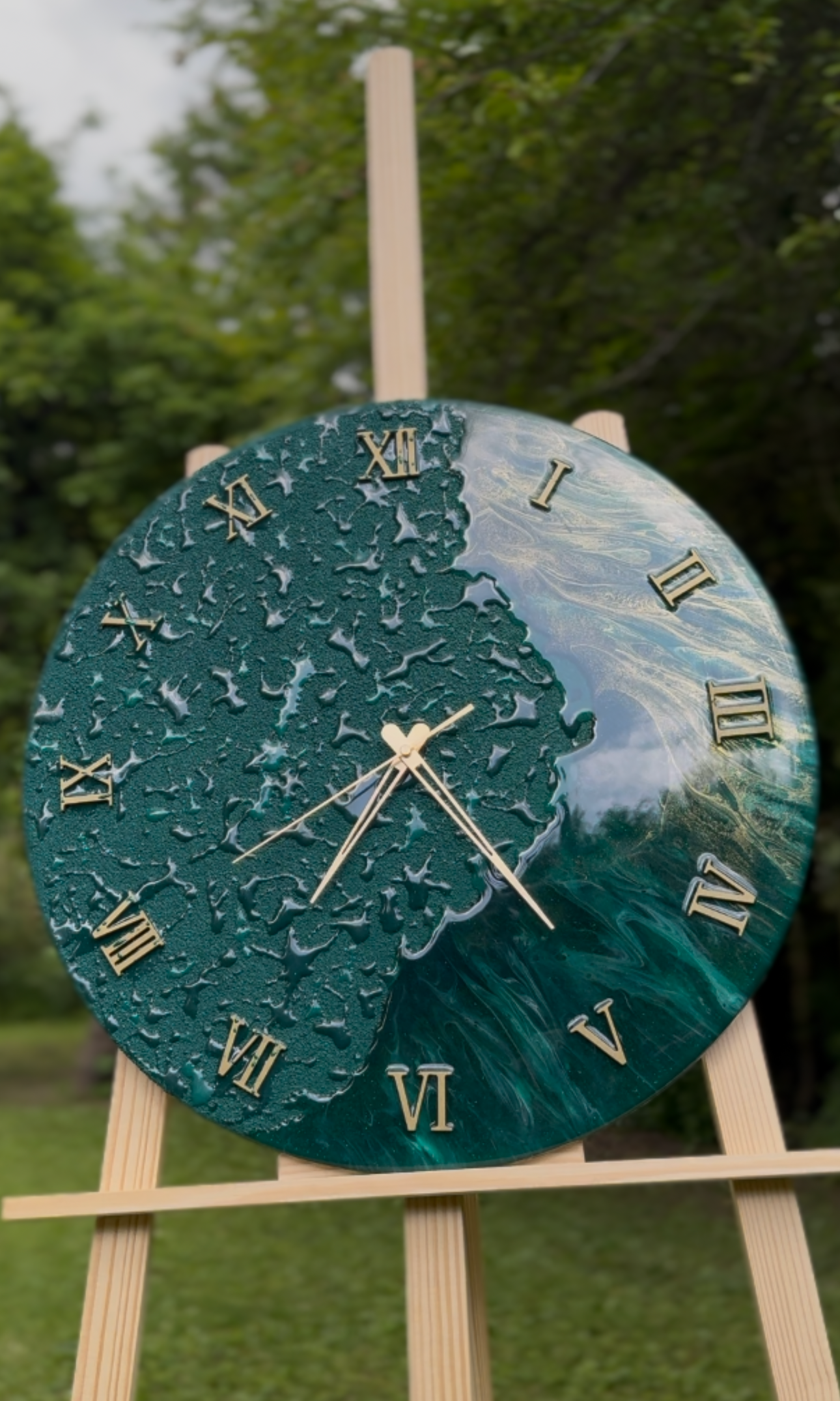 Handcrafted epoxy wall clock by MBpoxy