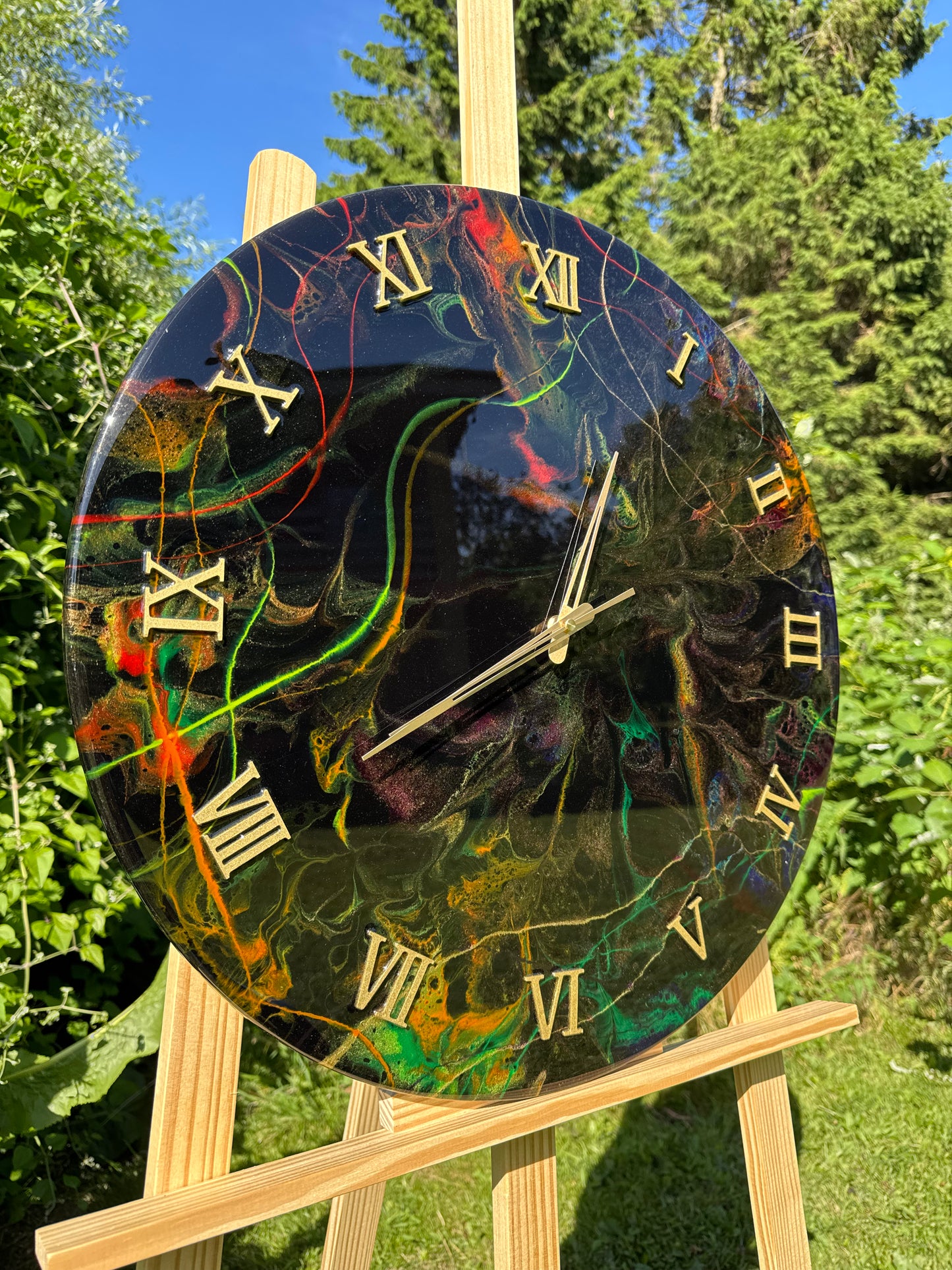 Handcrafted epoxy wall clocks by MBpoxy
