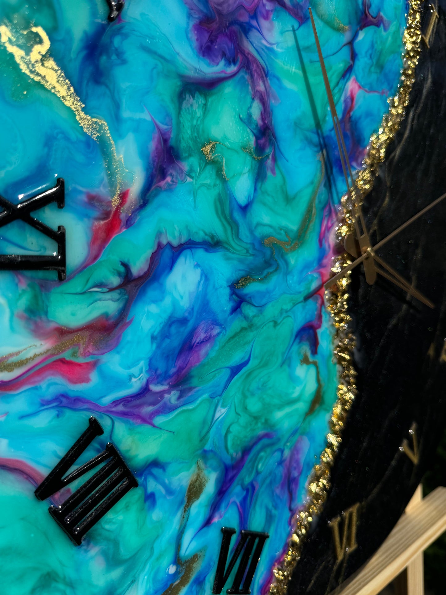 Handcrafted resin wall clock by MBpoxy