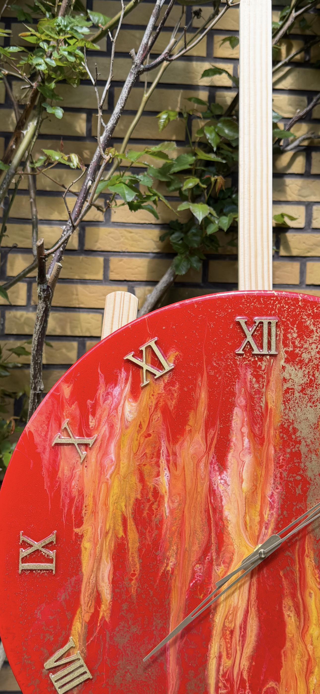 Handcrafted resin wall clock by MBpoxy