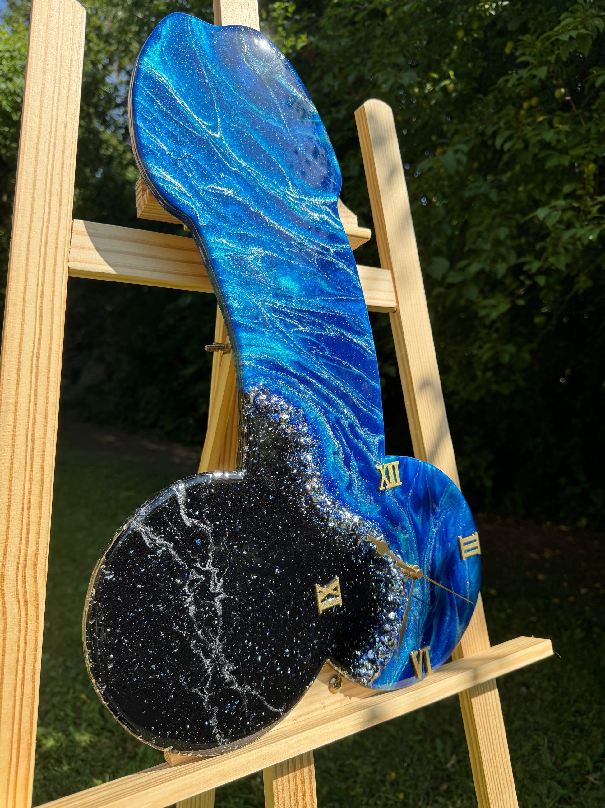 Handcrafted epoxy wall clock by MBpoxy