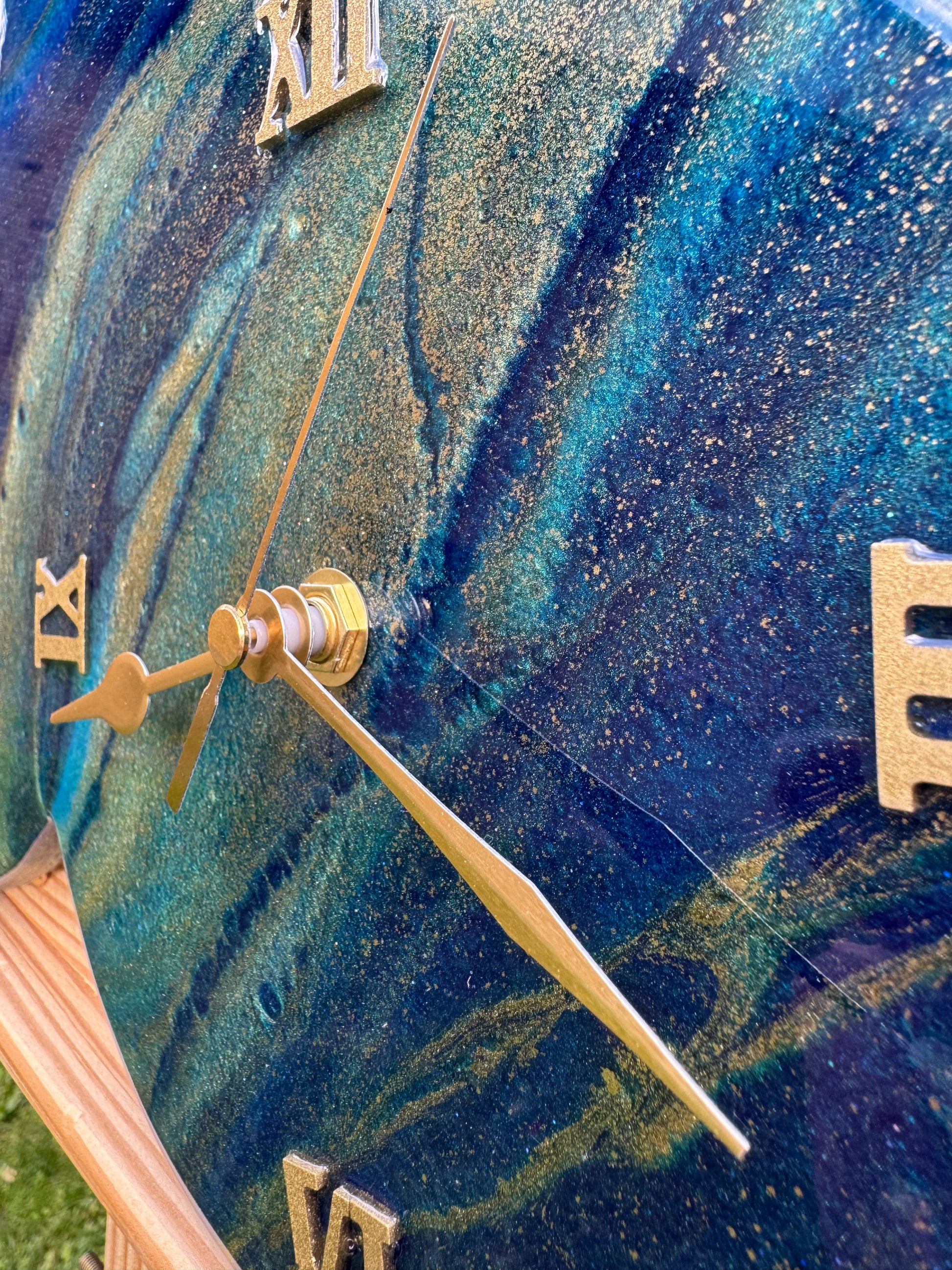 Handcrafted epoxy wall clock by MBpoxy