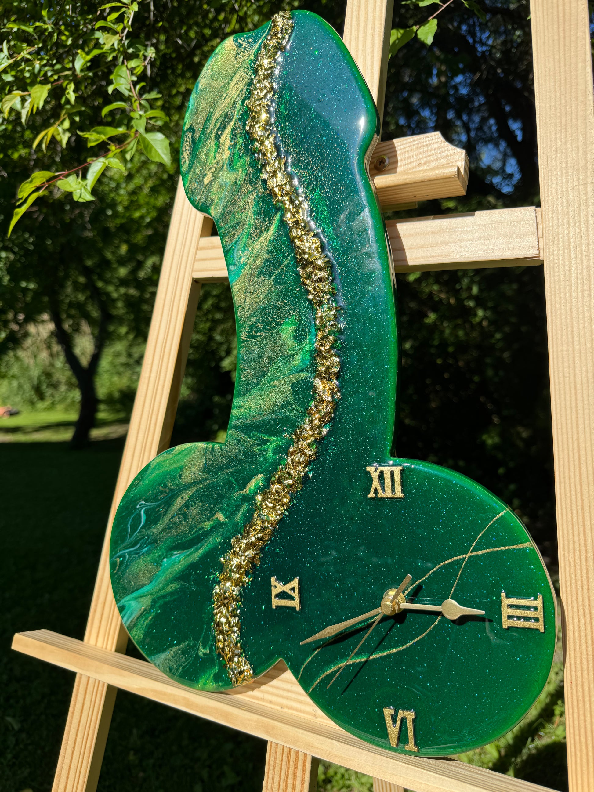 Handcrafted epoxy wall clock by MBpoxy