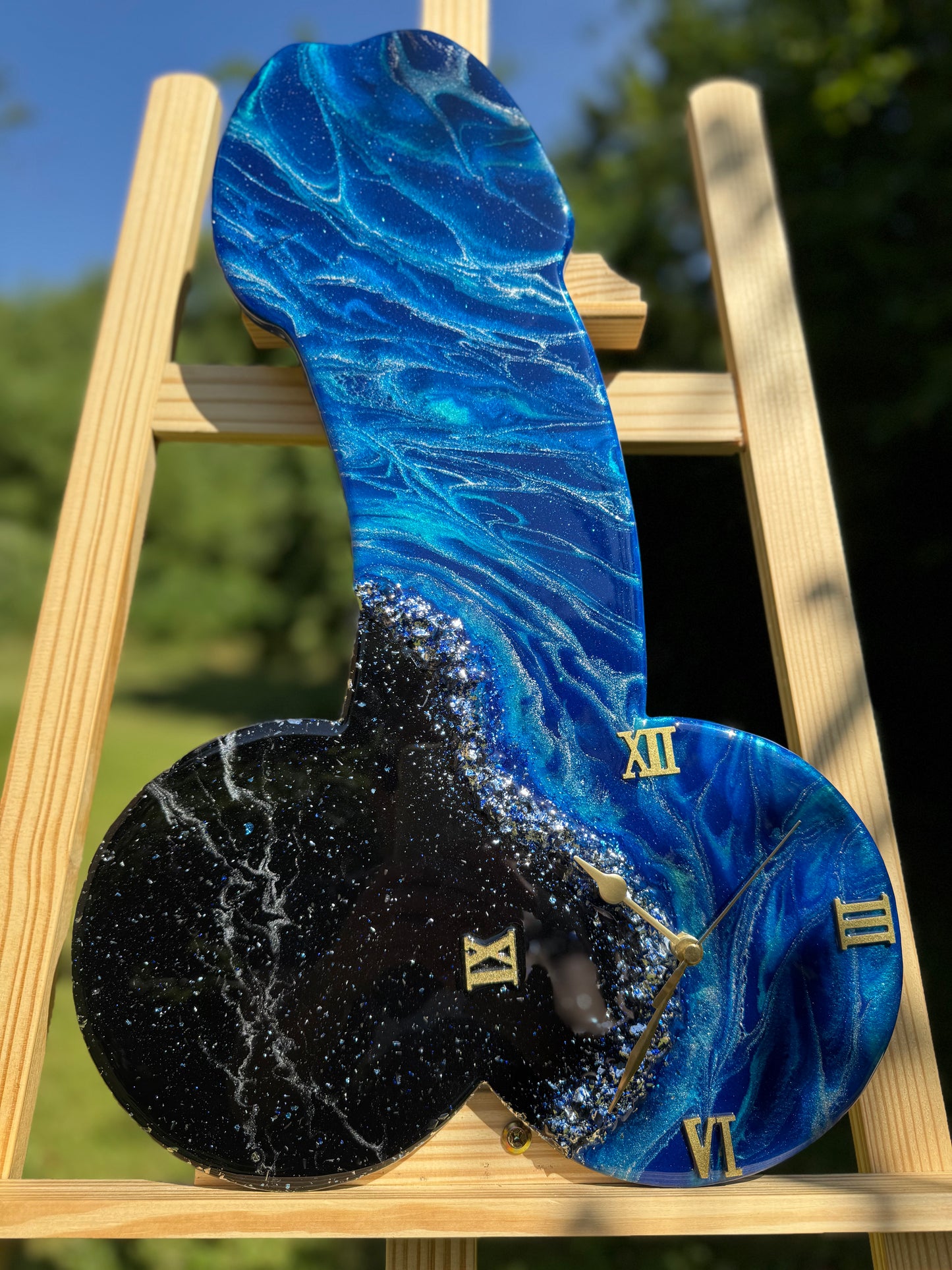 Handcrafted epoxy wall clock by MBpoxy